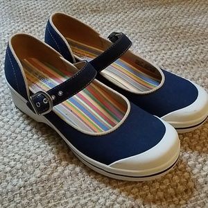 Dansko Vegan Mary Jane Casual 38